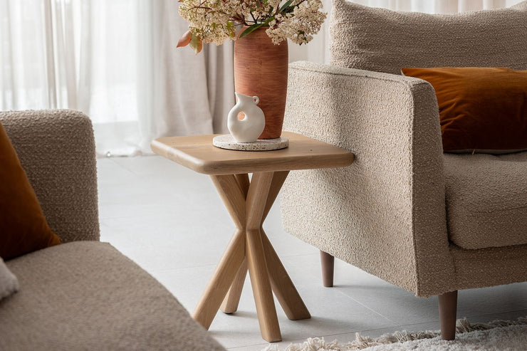 Flynn Oak - Lamp Table