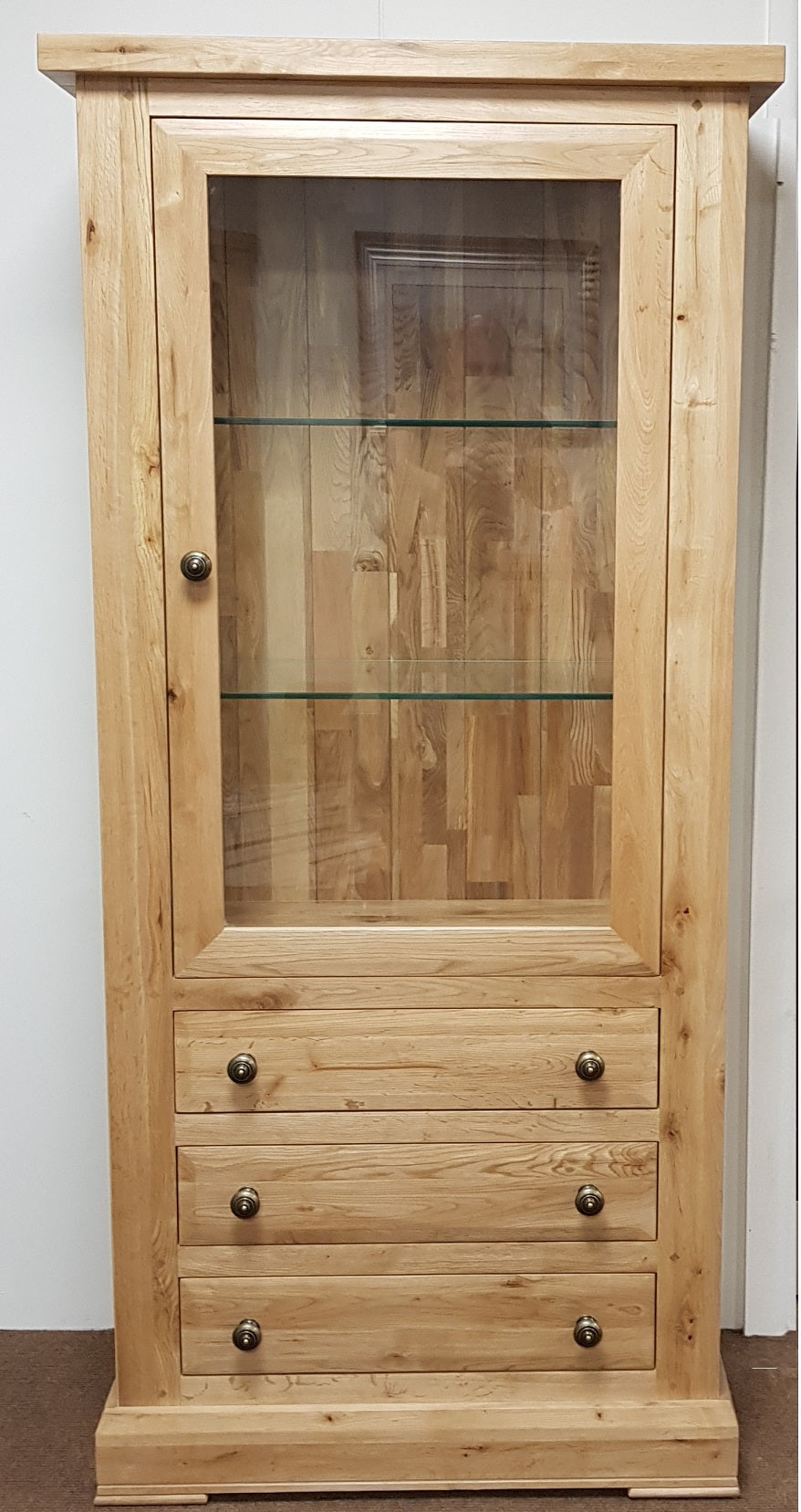 Wessex Oak 3 Drawer Display Cabinet