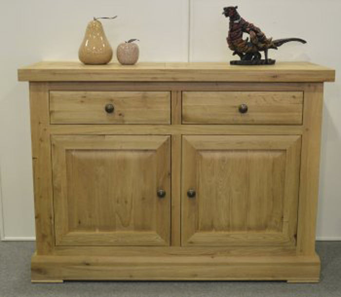 Wessex Oak 2 Door 2 Drawer Sideboard