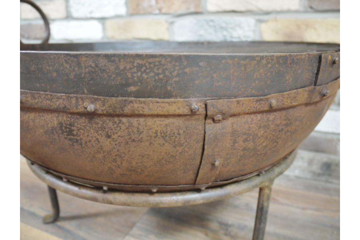 Original Iron Fire Pit - 80cm Diameter