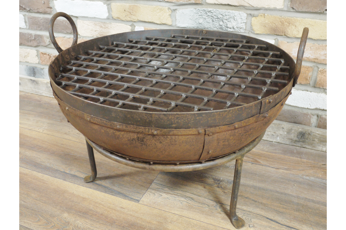 Original Iron Fire Pit - 80cm Diameter