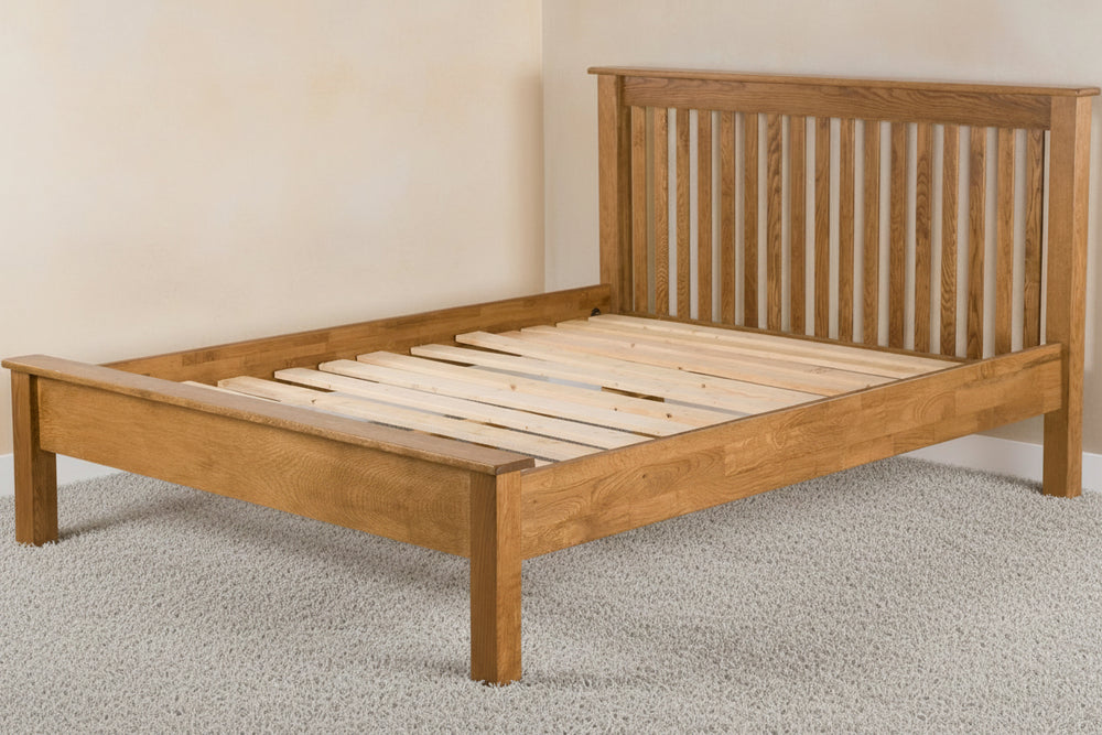 Deluxe Rustic Oak Bed